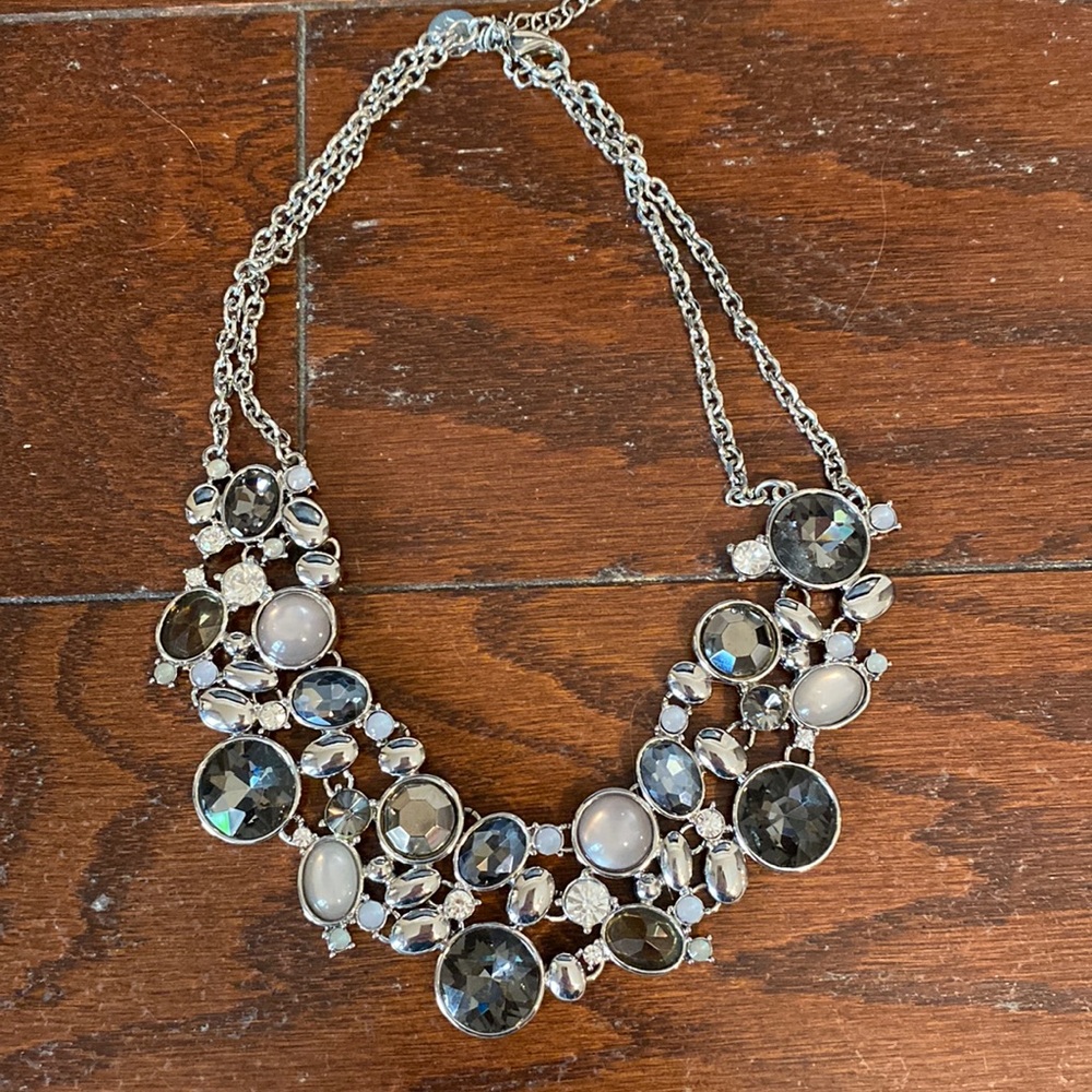 White House black market necklace